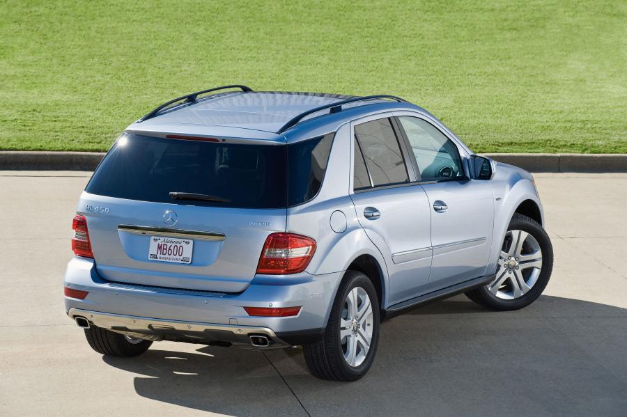  Mercedes-Benz ML450 Hybrid 2010 года  (фото 16 из 27)